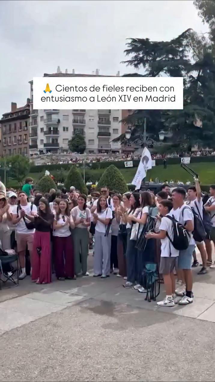 La frase kapa leo se repite sin más contexto en el video