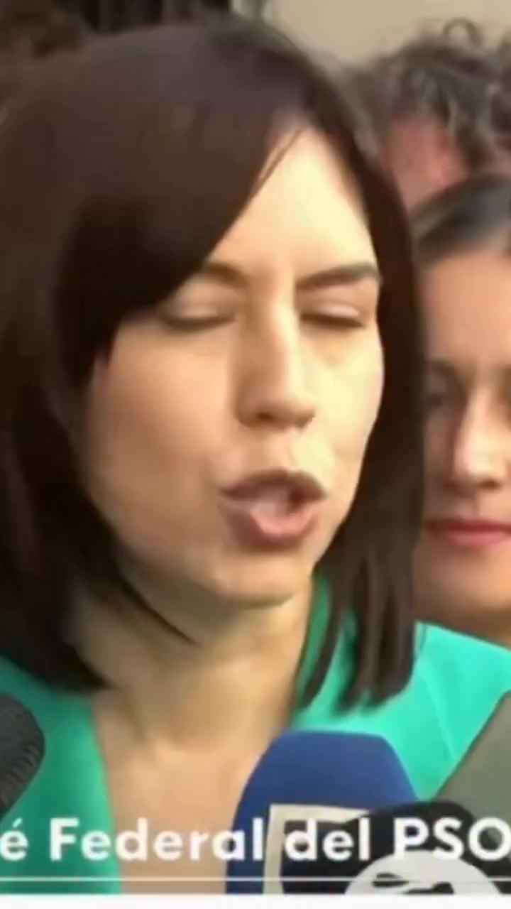 La gente pide a Pedro Sánchez que aguante y siga gobernando