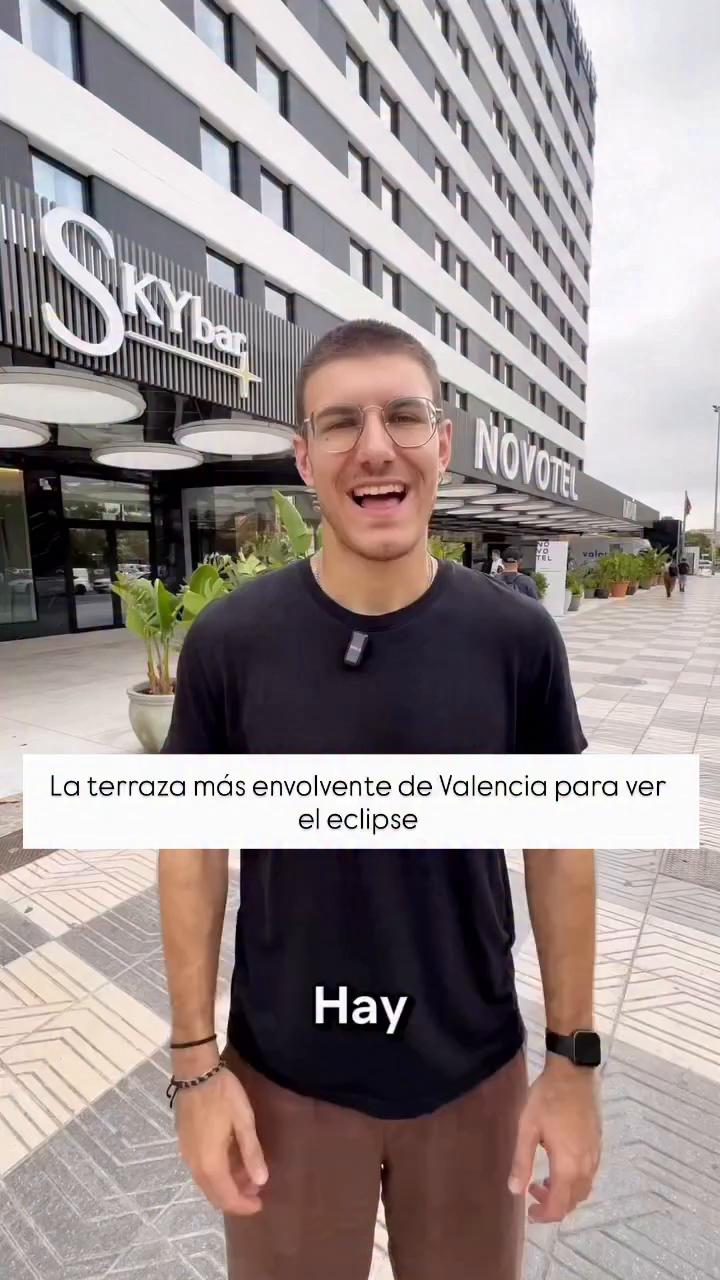 Valencia revive un eclipse total de Sol tras más de un siglo de espera