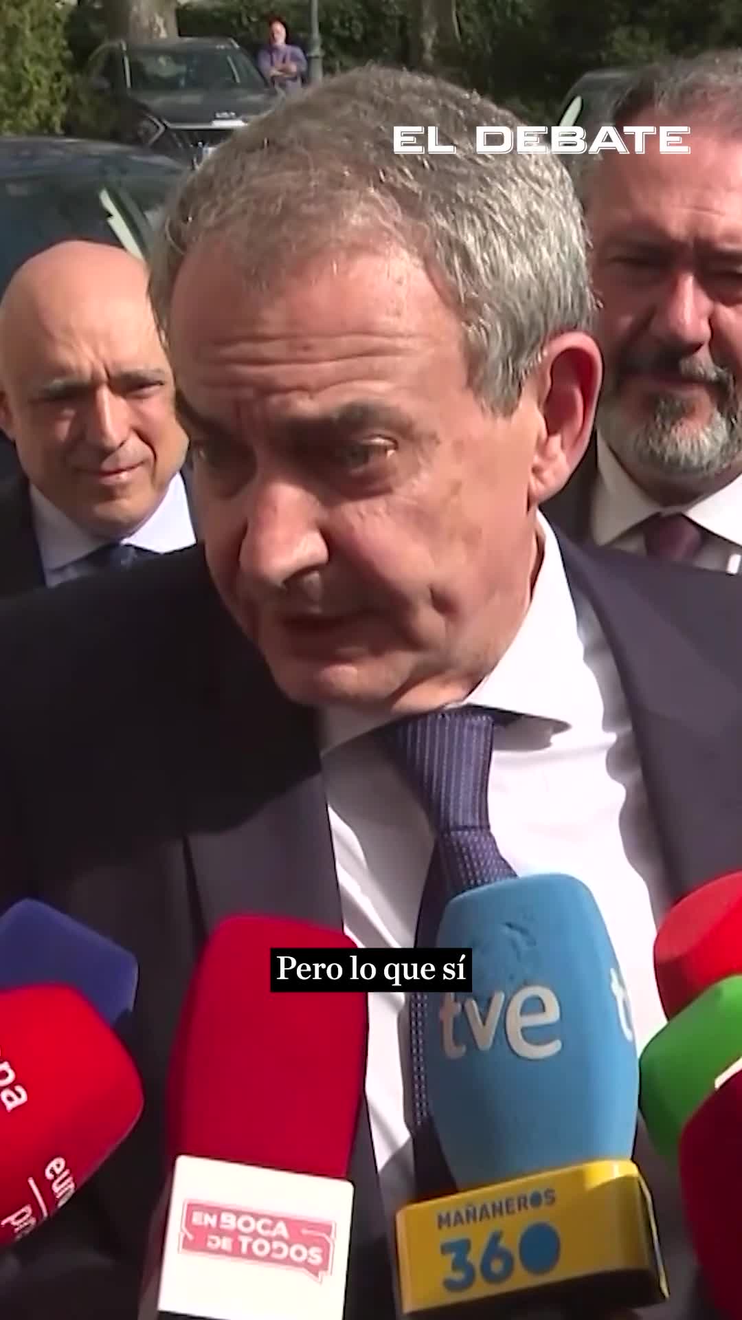 El gobierno cierra filas en torno a Zapatero pese al rescate de Plus Ultra