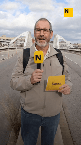  L'any 1987, a la Barcelona preolímpica es va aixecar un pont per salvar les vies del tren que aviat es va convertir en una icona arquitectònica.