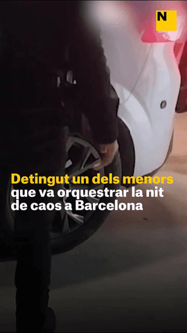  Els Mossos d’Esquadra han detingut aquesta nit a Sant Sadurní d’Anoia (Alt Penedès) un menor de 17 anys relacionat amb l’organització dels saquejos i els greus aldarulls que van sacsejar el centre de Barcelona el passat 24 d’octubre.