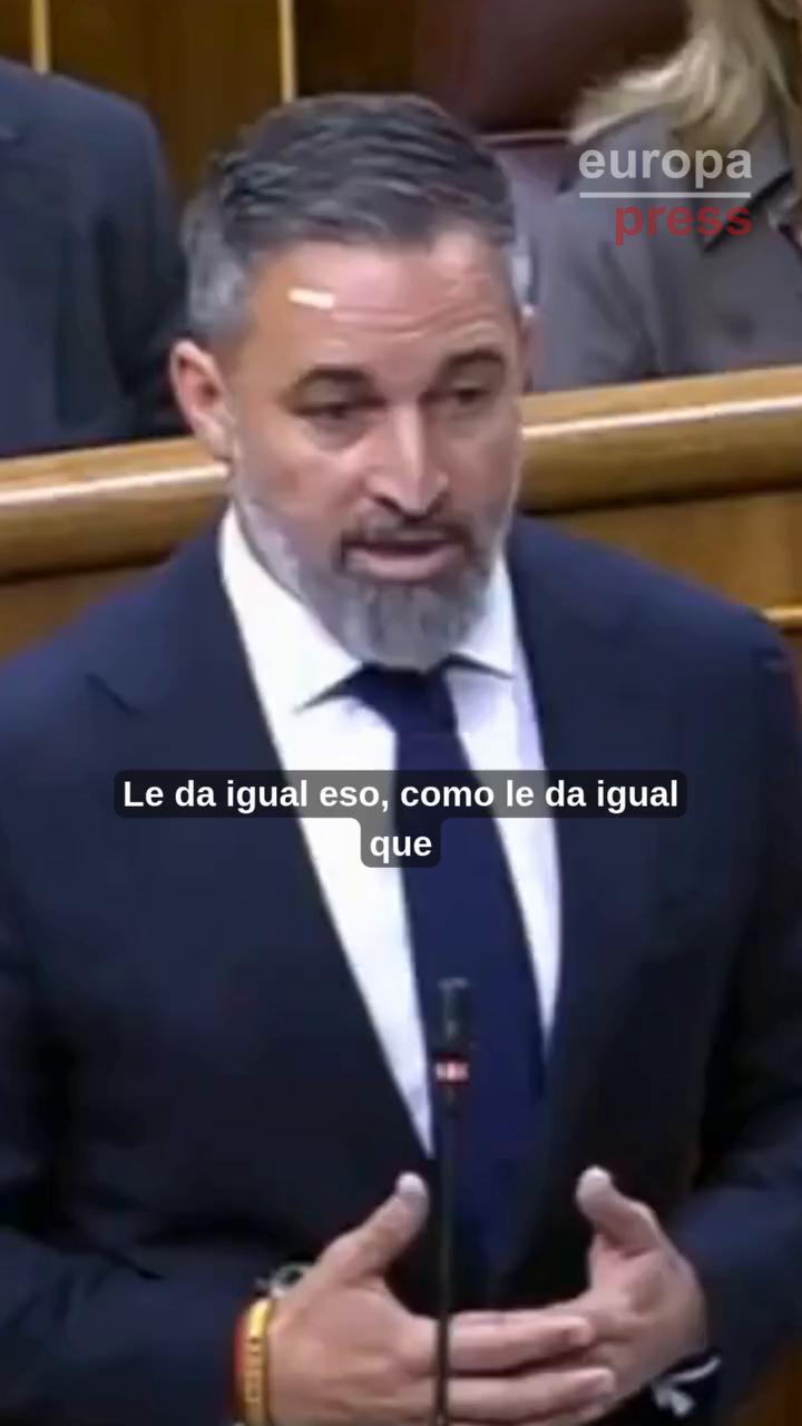 Acusan a Bascal de corrupción y critican su gestión migratoria en España