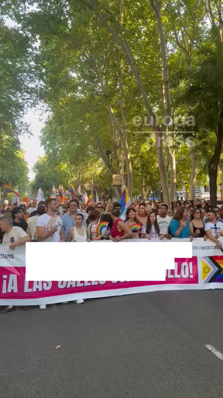 Feliz Navidad: sacaremos nuestros ángeles con orgullo este año