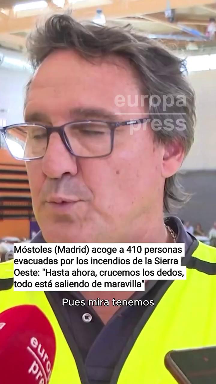 La solidaridad sostiene a 410 evacuados de Fresnedilla de la Oliva en su cuarto día