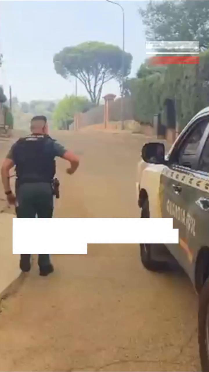 La Guardia Civil ordena el desalojo inmediato de las viviendas en la zona