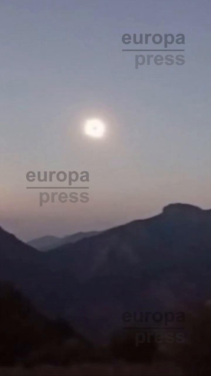 Visitantes del País Vasco viven un eclipse espectacular en las montañas de León