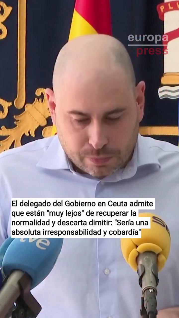 'Dimitir sería irresponsabilidad y cobardía', defiende el político ante las críticas