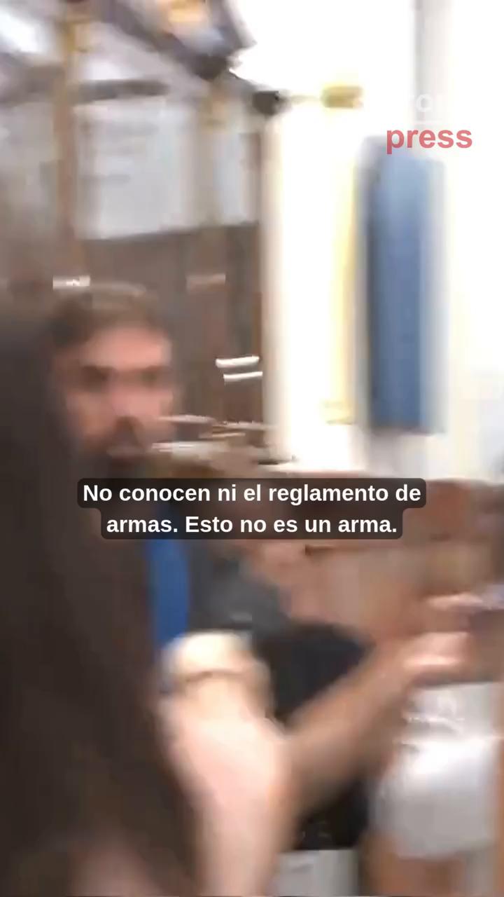 Diputada de Ceuta defiende su spray de autodefensa ante la presidenta del Congreso