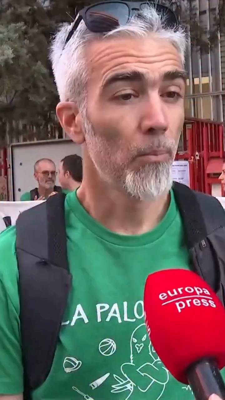 Profesores de Madrid huelgan por presupuestos obsoletos y riesgos en talleres