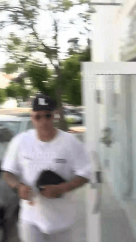 Kiko Rivera aclara el papel de Isabel Pantoja en su decisión de repartir la herencia de Paquirri con sus hermanos #kikorivera #isabelpantoja #paquirri #españa #cantora