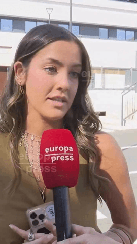 Carlota Uribarri explica cómo se encuentra su madre, Susana Uribarri, tras ser ingresada por una neumonía #susanauribarri #carlotauribarri #hospital #españa #madrid