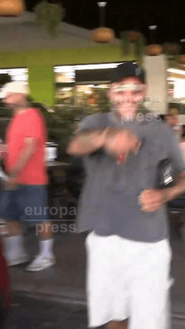 Kiko Rivera, incapaz de disimular su felicidad tras su emotivo reencuentro con su hermano Francisco #kikorivera #franciscorivera #isabelpantoja #tv #españa