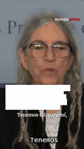 La premio Princesa de Asturias de las Artes, la artista estadounidense Patti Smith ha recordado este martes en Oviedo que 