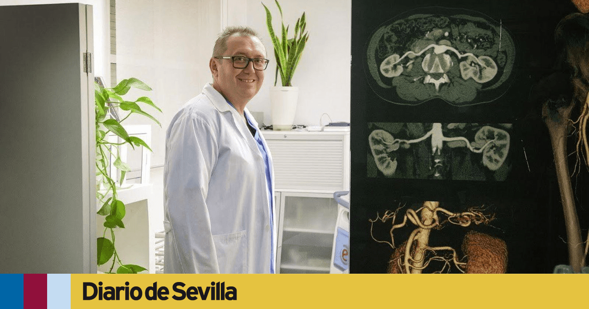 Francisco Javier Martínez Gámez. Presidente de la Sociedad Andaluza de Angiología y Cirugía Francisco Javier Martínez Gámez. Presidente de la Sociedad Andaluza de Angiología y Cirugía