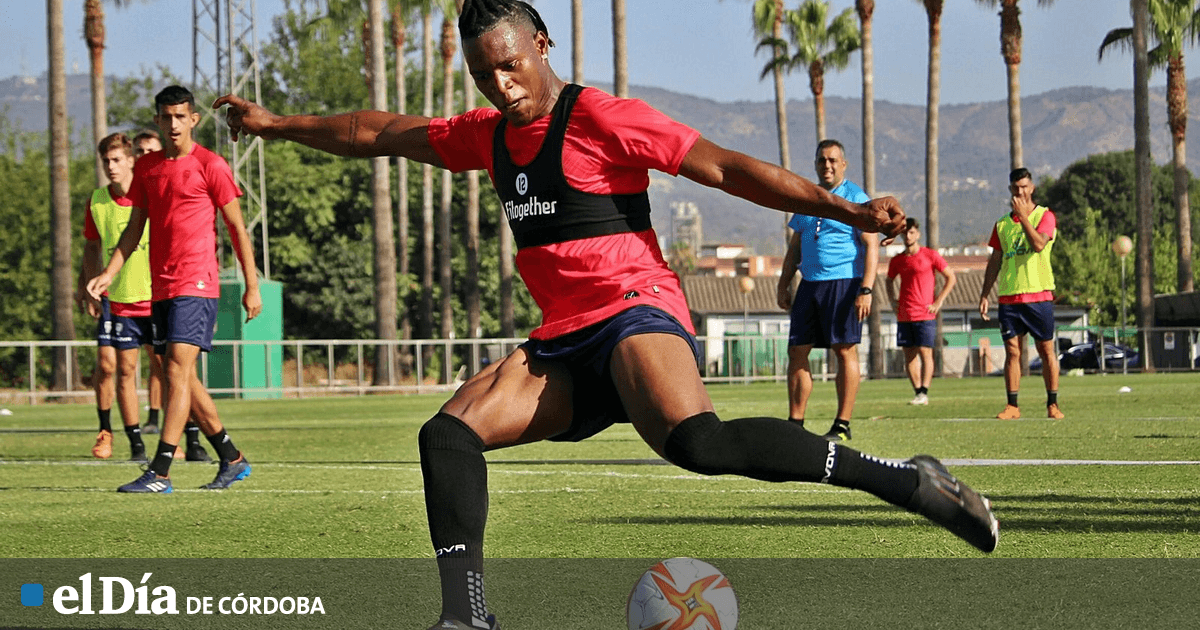 Cedric Teguia ya es uno más en el Córdoba CF