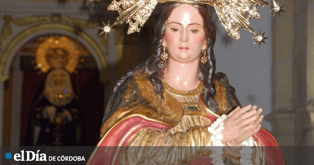 La ensartá, la tradición con aroma a flores que vuelve cada verano a