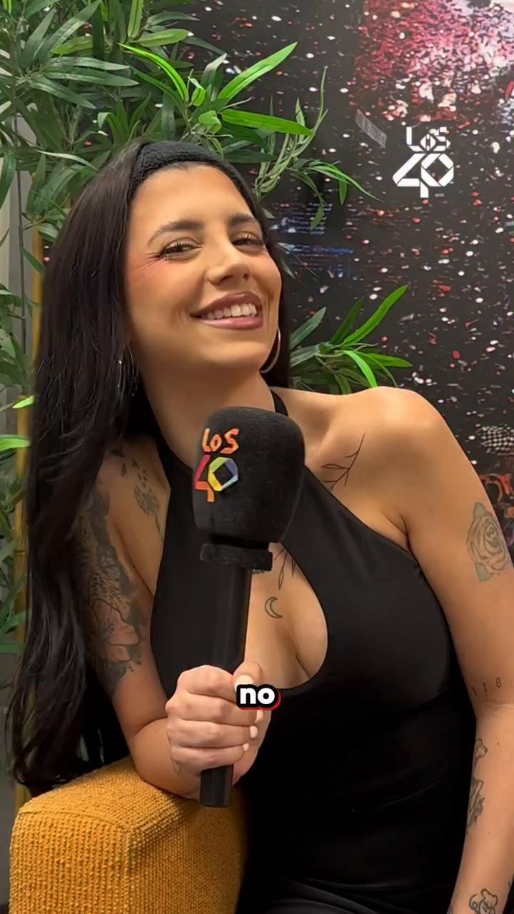 Nayara presenta 'La Española': rabia bien puesta a su abuela