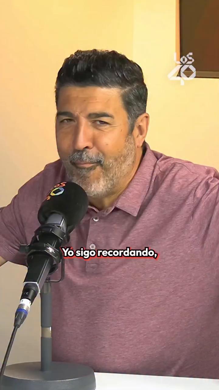 Phil Collins envió flores a las periodistas tras su entrevista en el estudio
