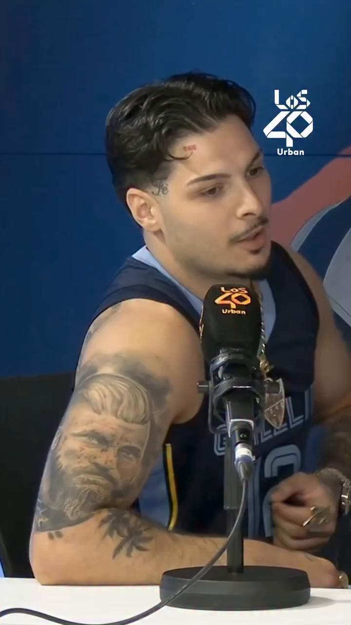 Erra me mandó temas de Aiza y Kredli y elegí el que tenía cosita