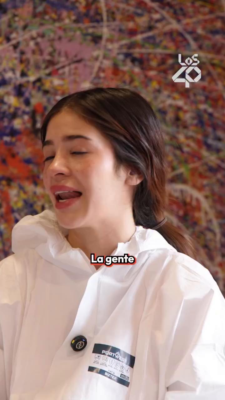 Rosalía sigue a joven indígena que anima a romper el sistema
