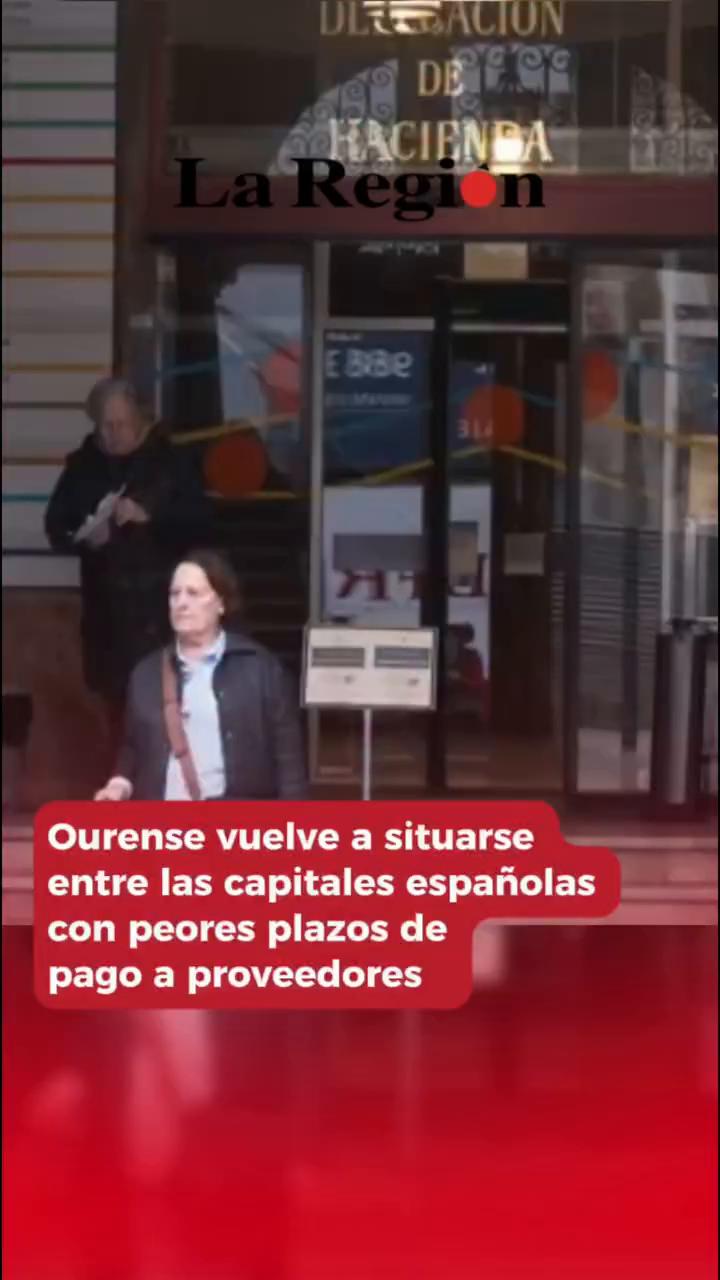 El orador agradece al público al cerrar el video