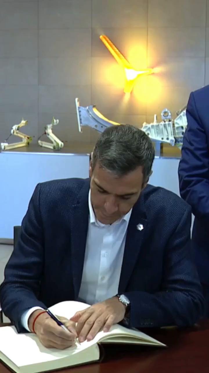 El video concluye con un breve mensaje de agradecimiento al público