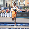 El secreto no son las zapatillas: una fisioterapeuta analiza la carrera de Kipchoge y da la clave para correr sin lesionarte