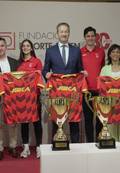 La Fundación Deporte Joven apoya el primer Mundial independiente 3v3 de Floorball a través de ‘España Compite’