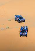 Sainz y Roma mantienen el pulso por el Dakar con Al Attiyah