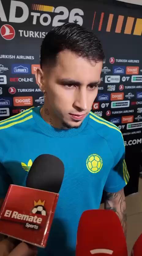 Gustavo celebra el rendimiento del equipo en victoria ante Jordania