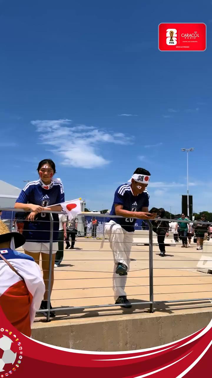 Hinchas japoneses dominan el Dallas Stadium antes del duelo ante Países Bajos