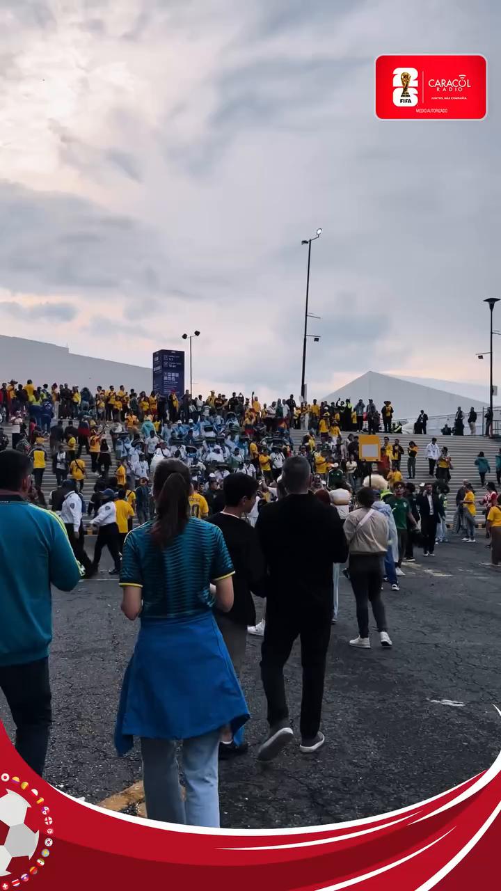 La barra de Uzbekistán recibe a los visitantes con entusiasmo y energía