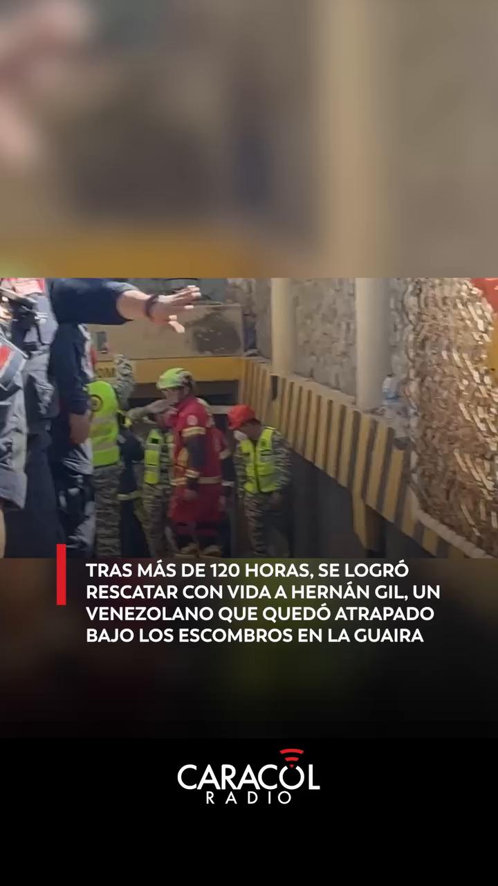 ¡Viva Venezuela! El público estalla en vítores y papelazo durante el acto