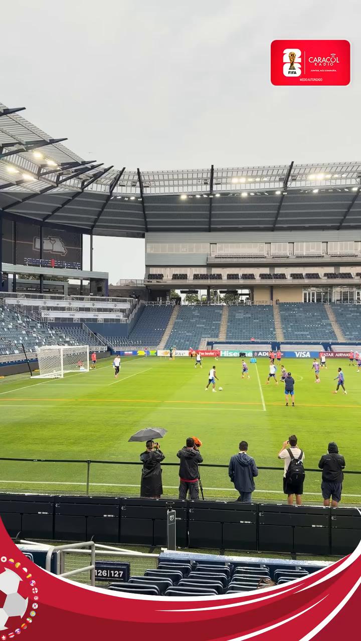 Suplentes de Colombia entrenan en Kansas City antes de octavos ante Suiza