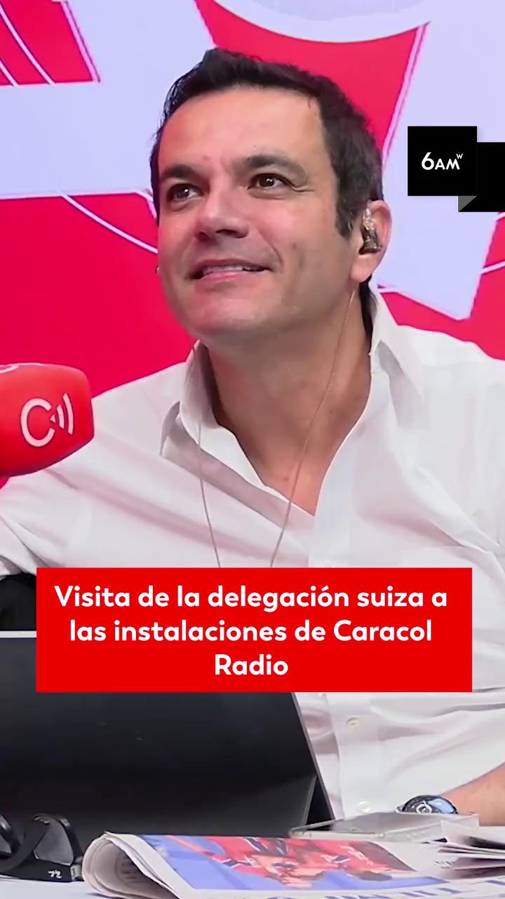 Delegación suiza visita Caracol con camisetas un día antes del partido contra Colombia