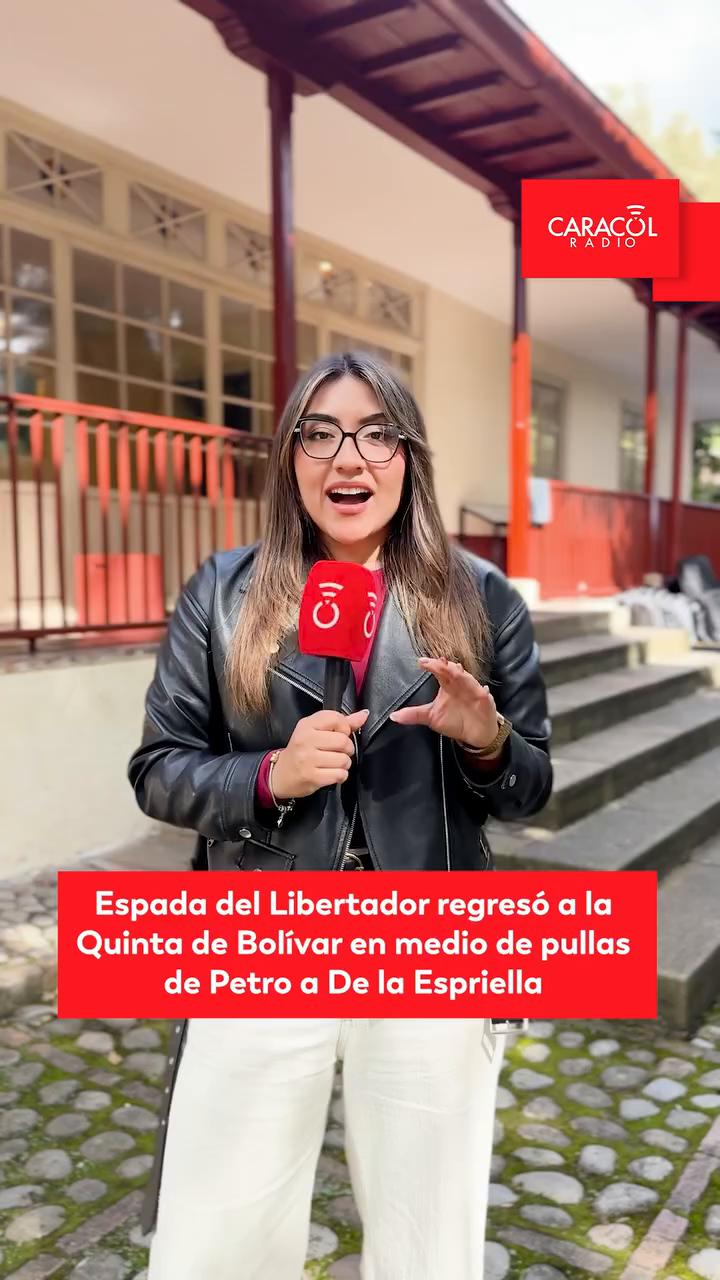 #ServicioInformativo | A 14 días de que el presidente Gustavo Petro termine su mandato, la espada del libertador regresó a la casa museo 5º de Bolívar en Bogotá, después de permanecer durante 4 años en la casa de Nariño como uno de los principales símbolos de este Gobierno.