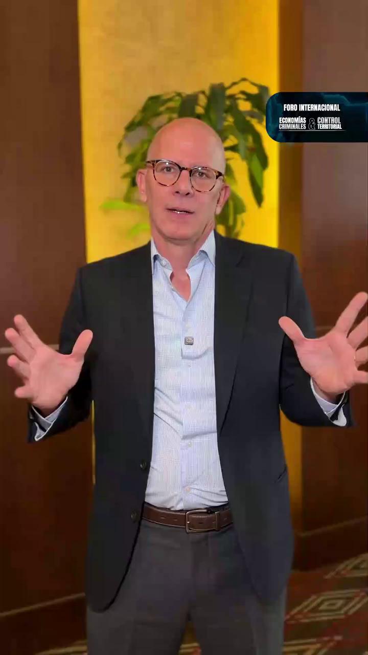 Colombia urge una alianza público-privada contra el lavado de activos y el contrabando