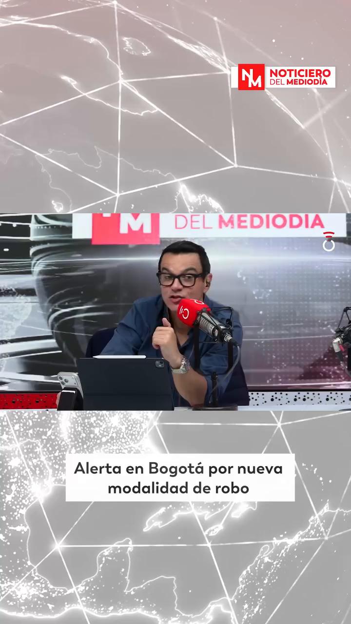 Motociclista con placa PSX59H intenta robar cadena a padre con su hijo