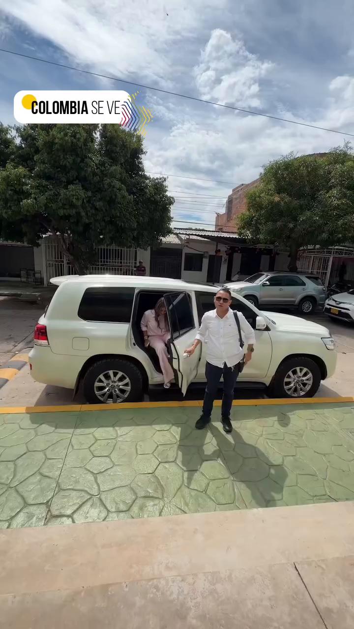 Gobernadora del Cesar impulsa educación humanizada con colegios y tecnología en Valledupar