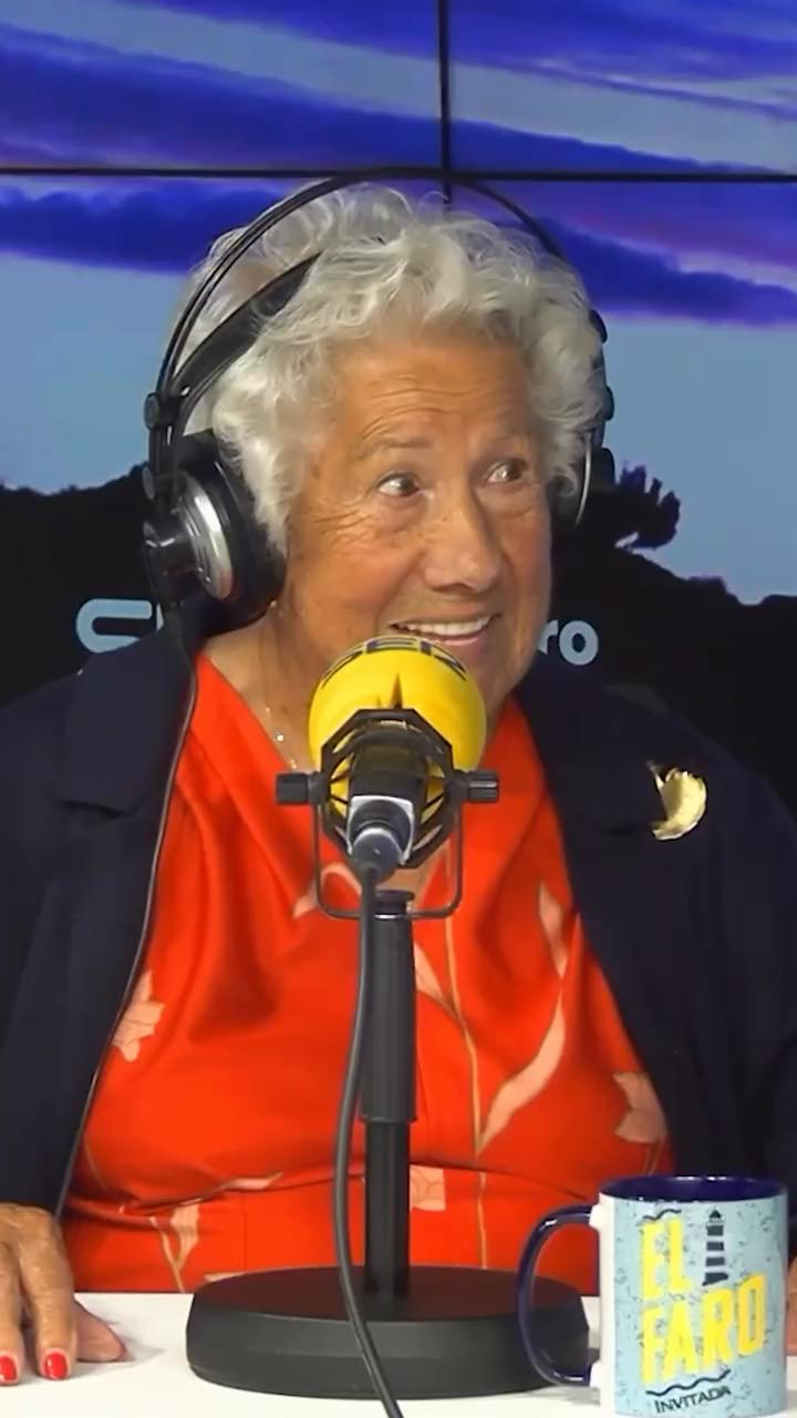 Charito Testa celebra sus 102 años en El Faro con @mara_towers .