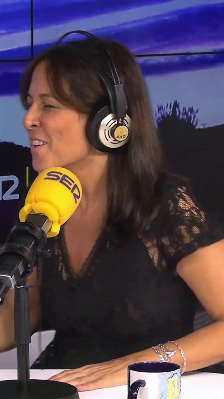 Una madre se proyecta al futuro en un faro con su hijo León y una nana