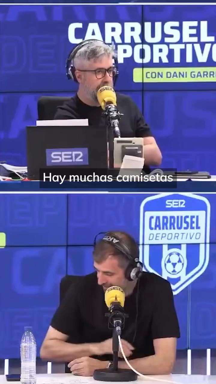 Robert se emociona con la camiseta del centenario del Rayo Vallecano