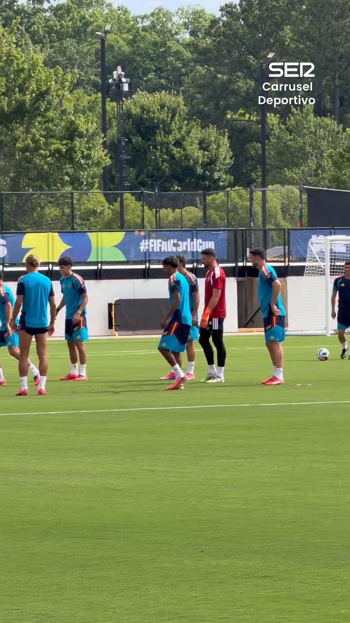 Lamine Yamal: menos PlayStation y más fútbol para Luis de la Fuente