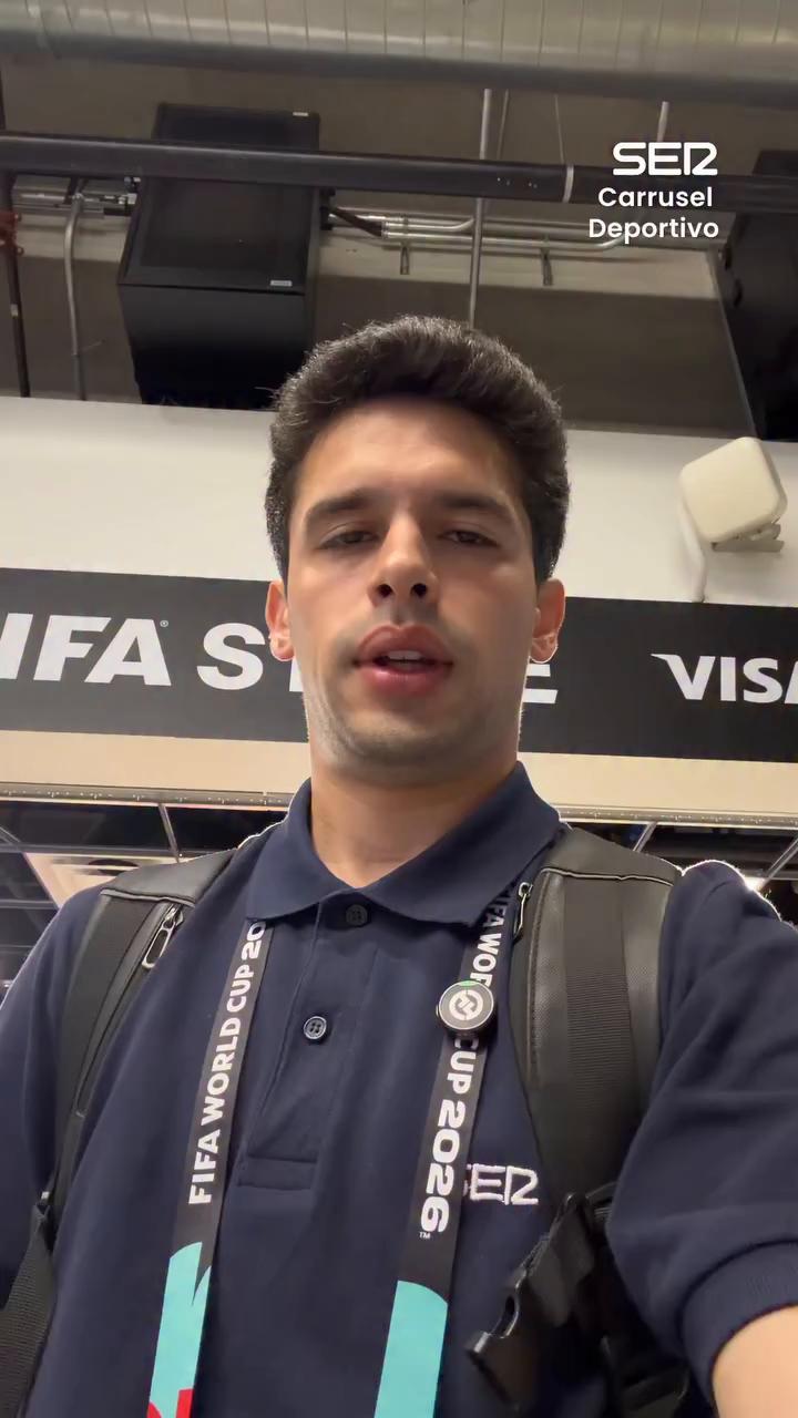 Agotada en España, la camiseta blanca de la selección se vende por 130 dólares en Atlanta
