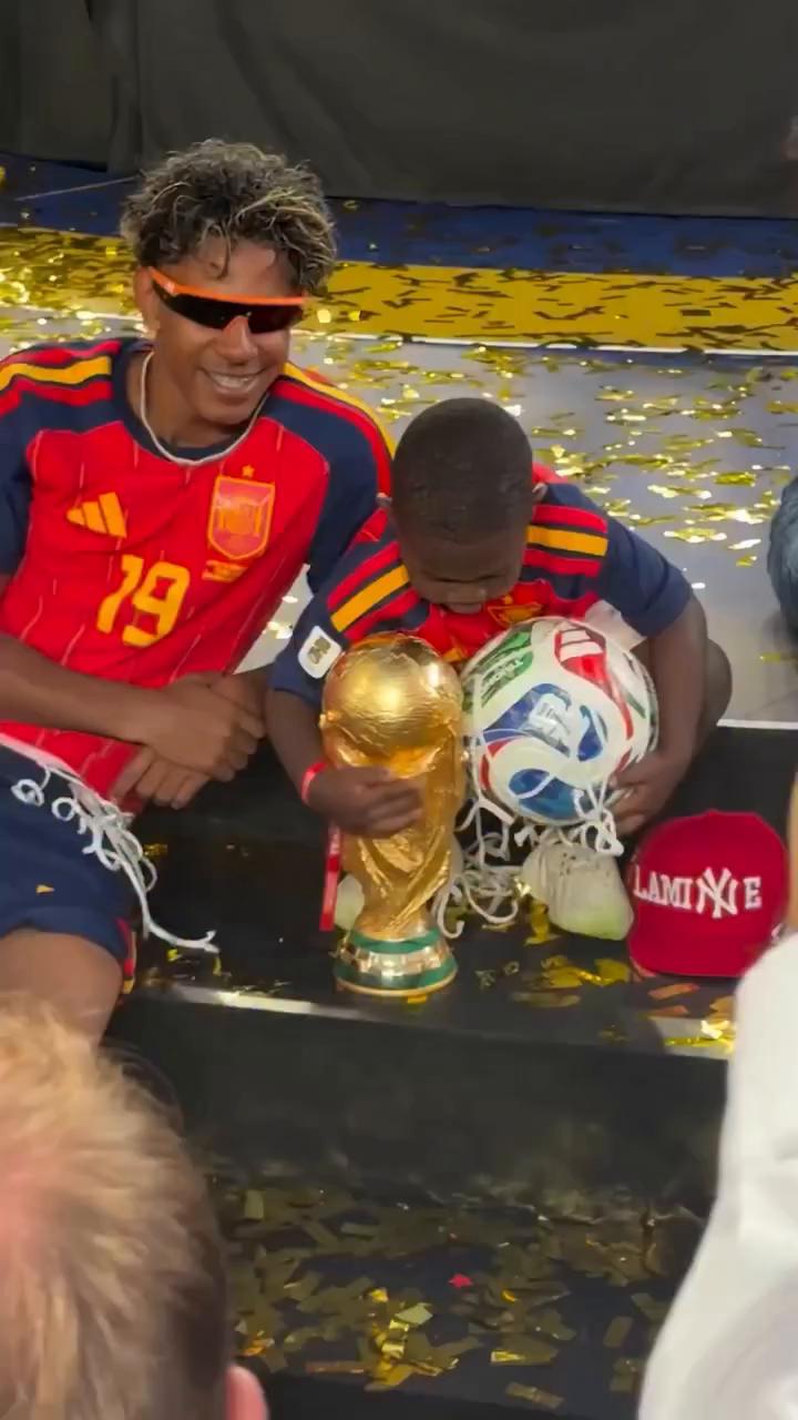 El grito de '¡Campeón!' domina este video viral de celebración