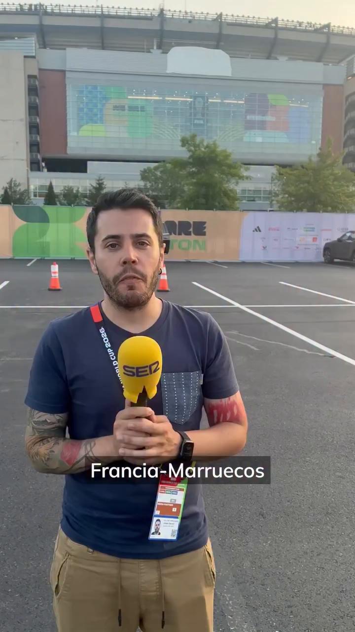 Deschamps ironiza sobre el árbitro argentino antes del Francia-Marruecos