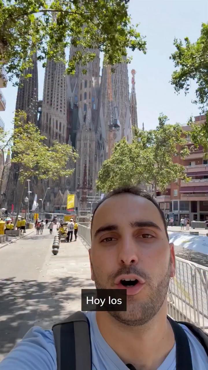 El Tour de Francia se presenta ante la Sagrada Familia con 7.000 voluntarios
