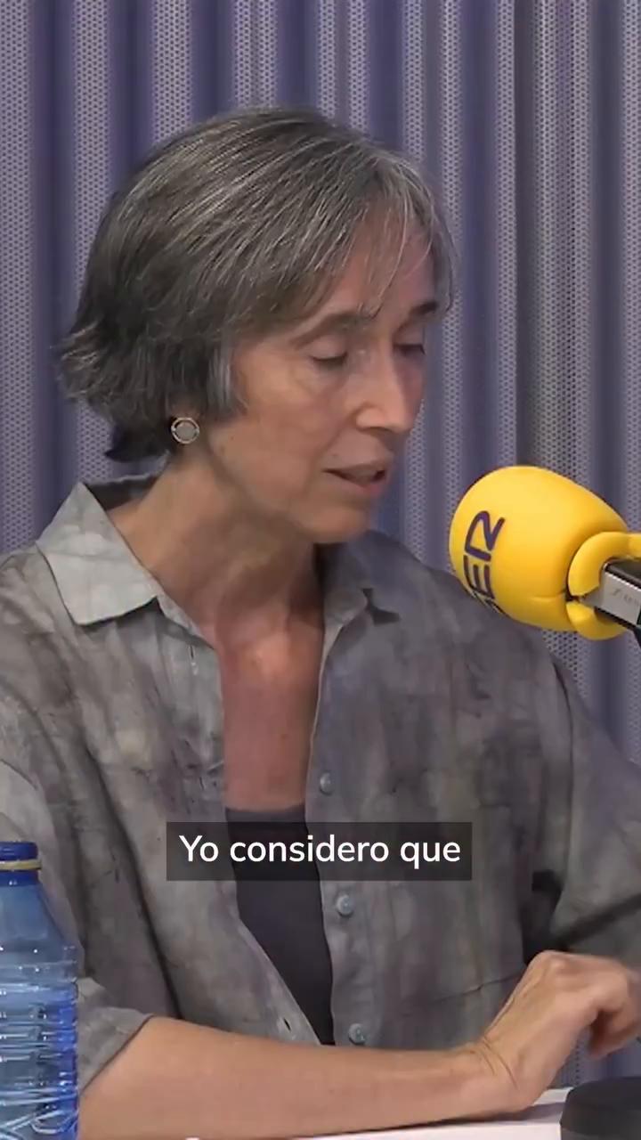 Tocar la escultura permite entender su volumen y descubrir secretos ocultos