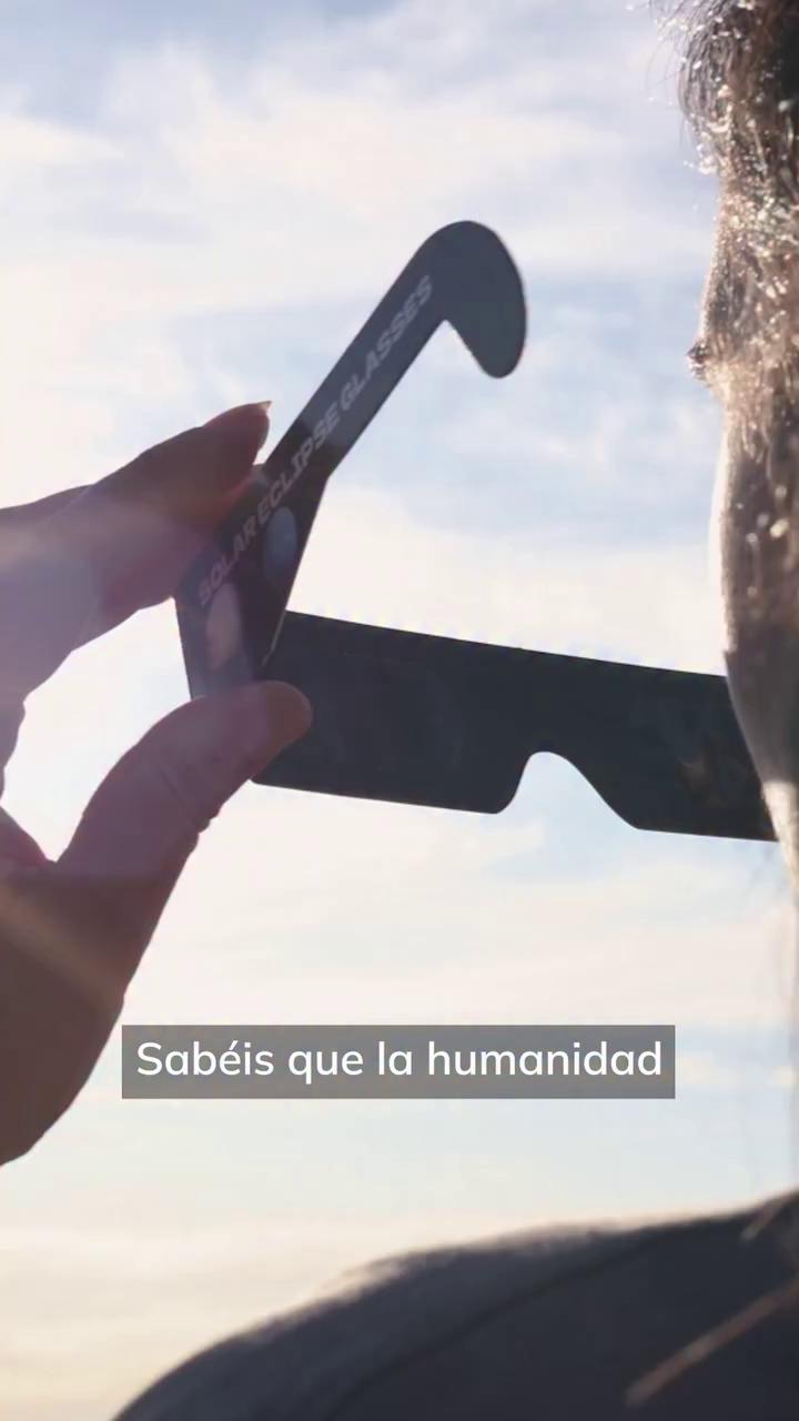 El eclipse divide a la humanidad entre eclipsianos y negacionistas del montaje